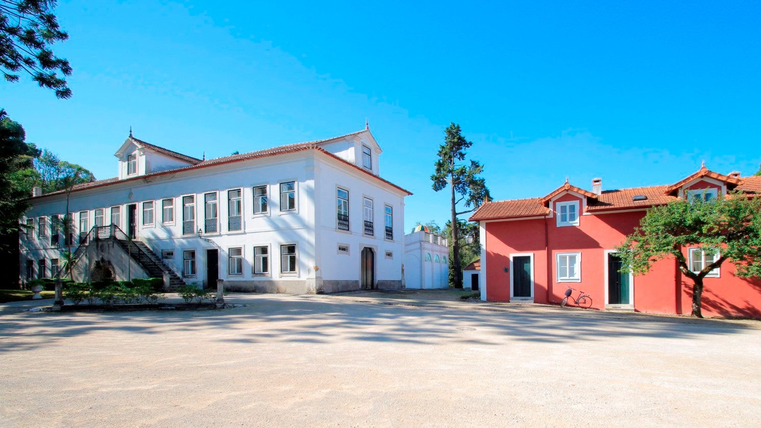 CASA DE MOGOFORES
