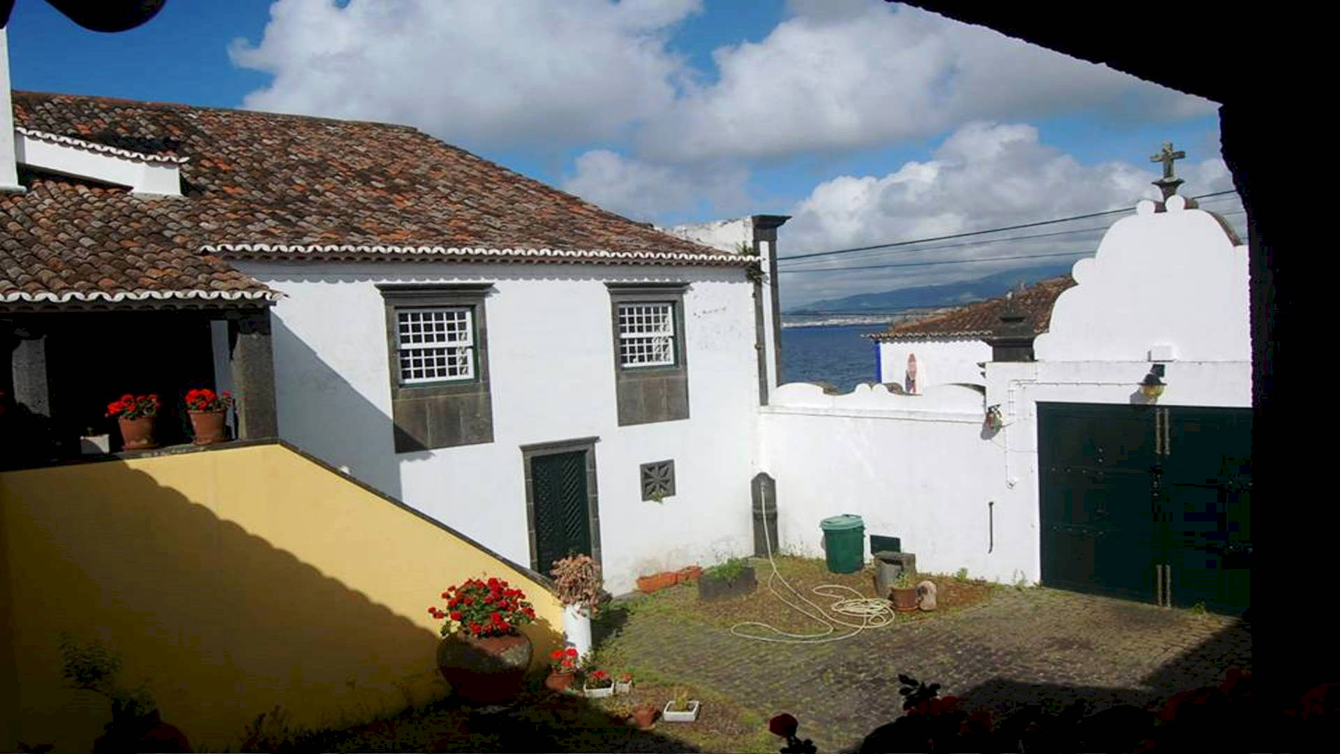CASA DAS CALHETAS