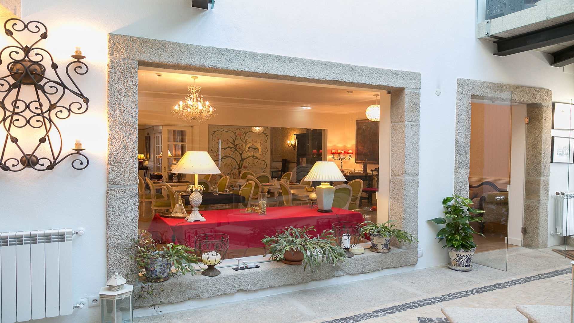 SOLAR SAMPAIO E MELO