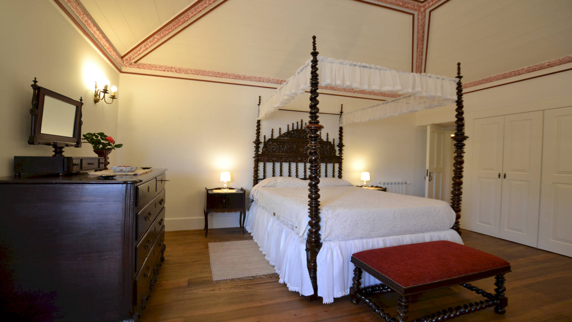 CASA DA PORTELA DE SAMPRIZ