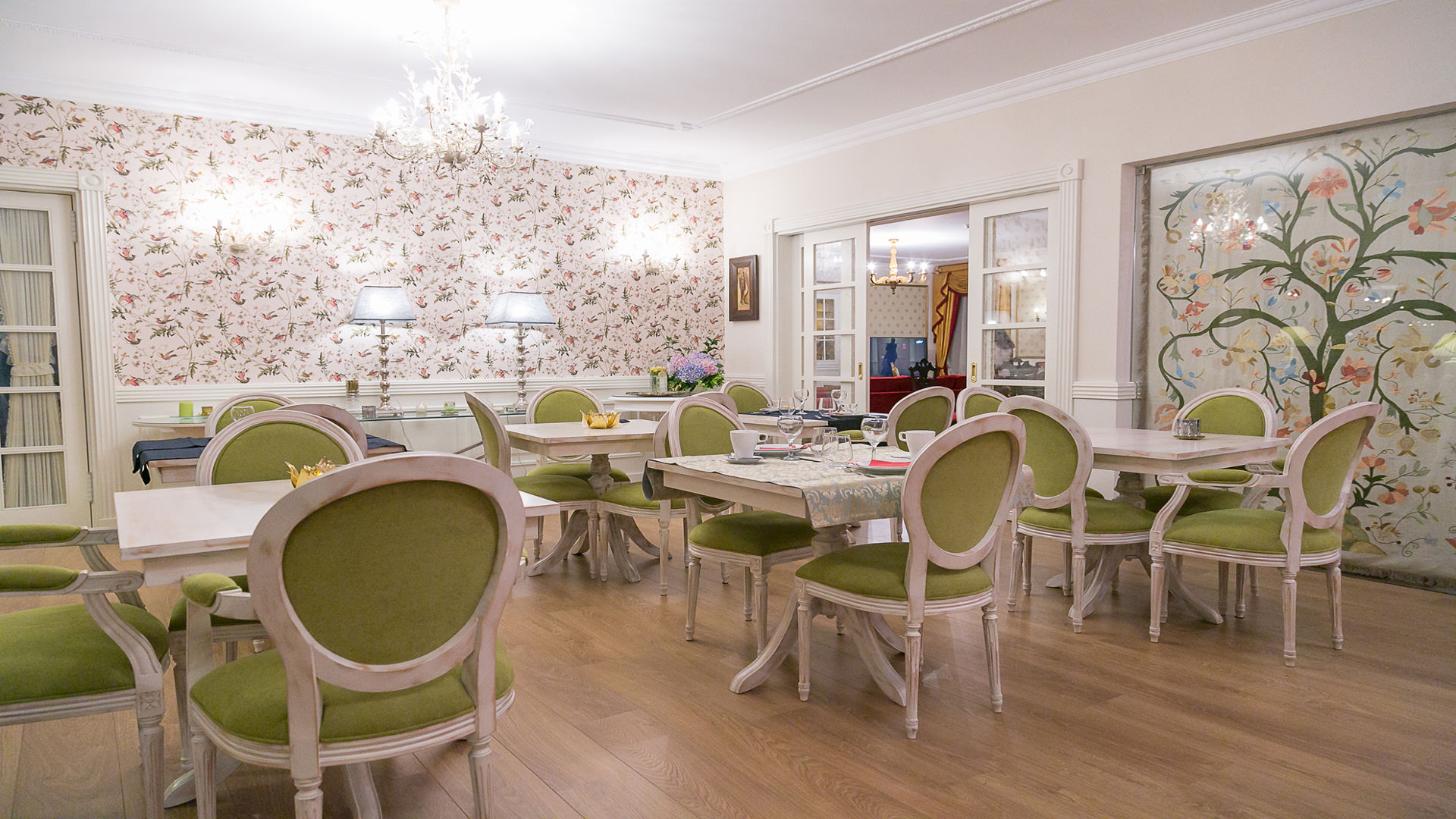 SOLAR SAMPAIO E MELO