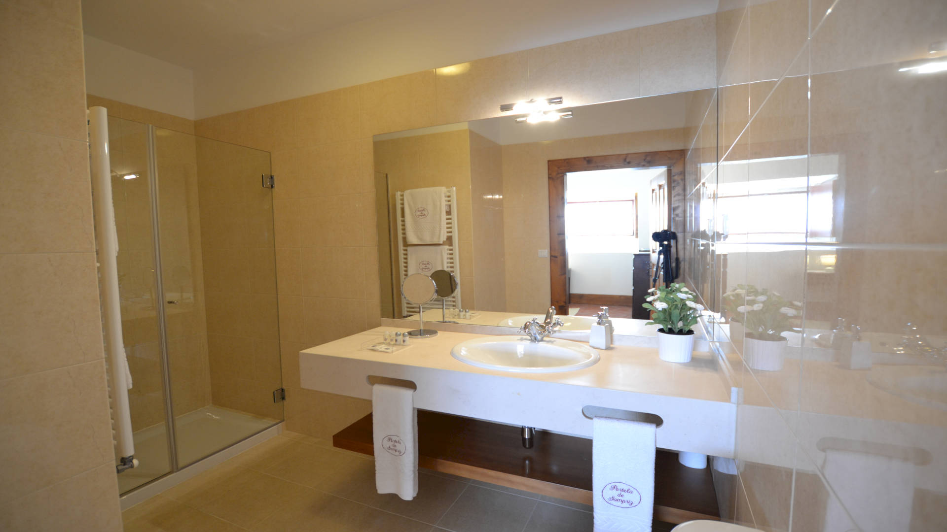 CASA DA PORTELA DE SAMPRIZ